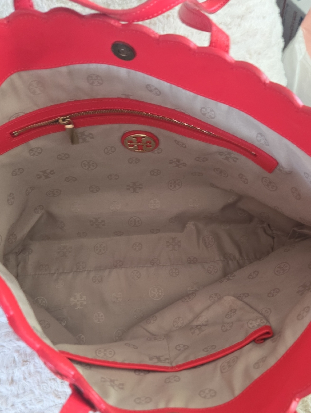 Tory Burch Coral Red LaserCut Tote Bag. EUC - Picture 7 of 11